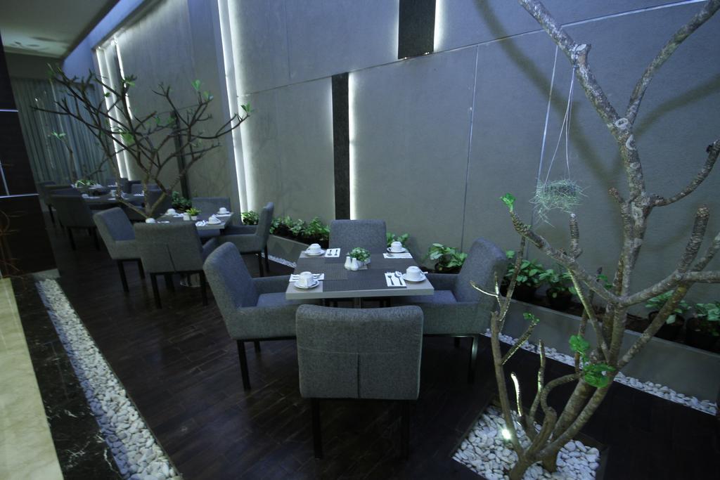 Atlantic City Hotel Bandung Esterno foto