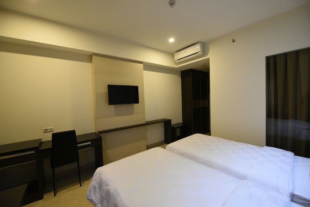 Atlantic City Hotel Bandung Esterno foto