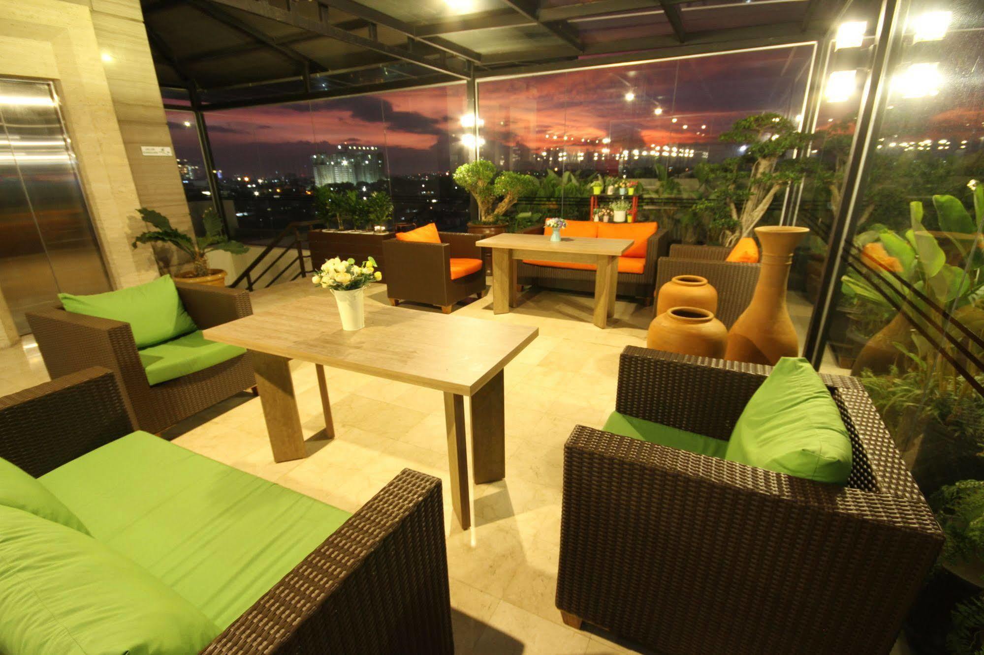 Atlantic City Hotel Bandung Esterno foto